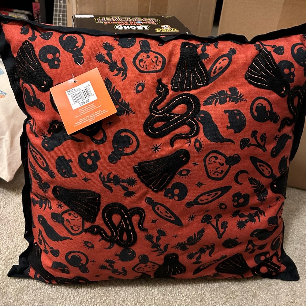 Kohl's Halloween Pillow - Red and Black